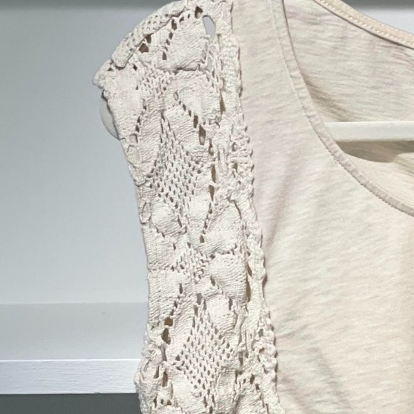 Lucky Brand Cap Sleeve Knit Shirt | Women's Size Medium | Cream/Lace - Picture 2 of 5